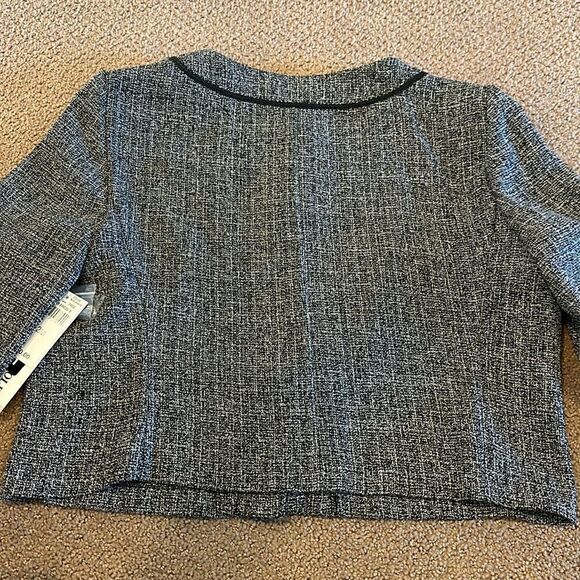 Danny & Nicole Women’s Washable Short Blazer - Picture 7 of 7